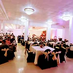 Grand Crown Hotel