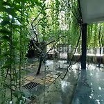Isi Arana Eco Villa