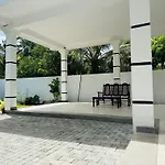 Malin Villa