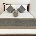 Royal White Tourist Rest