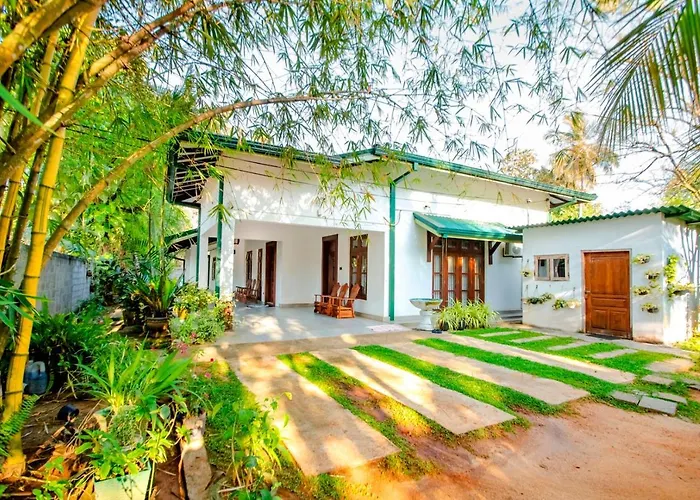 Green Holiday Bungalow