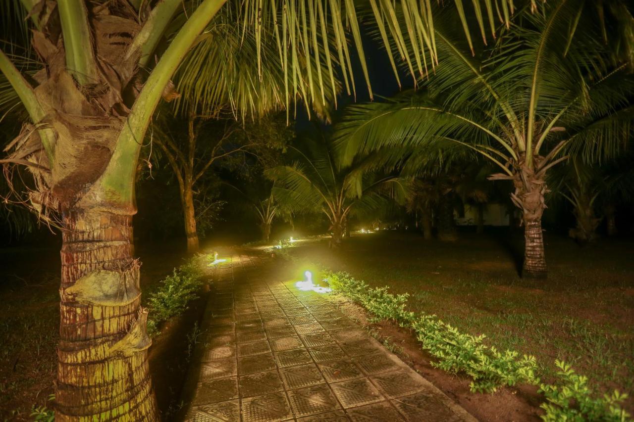 Subaseth Hotel 3*