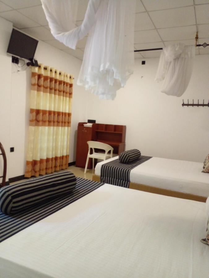 Bed & Breakfast Liyana 2*