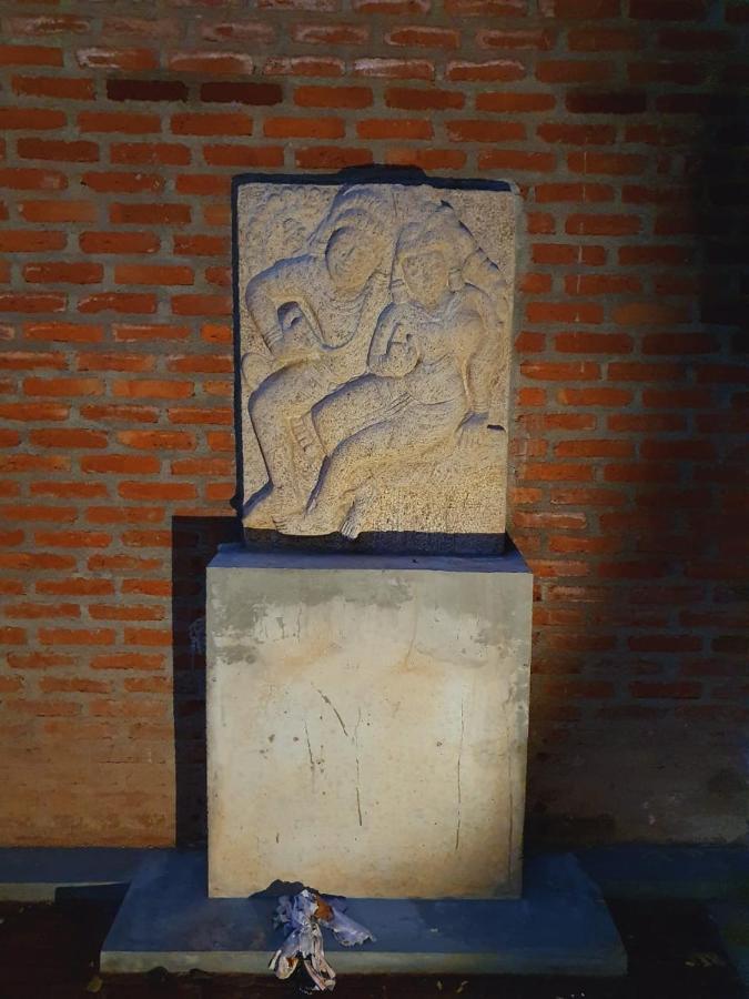 Arachchi Heritage