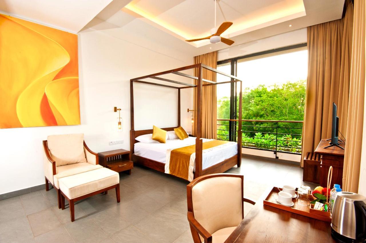 Hotel The Forest Anuradhapura