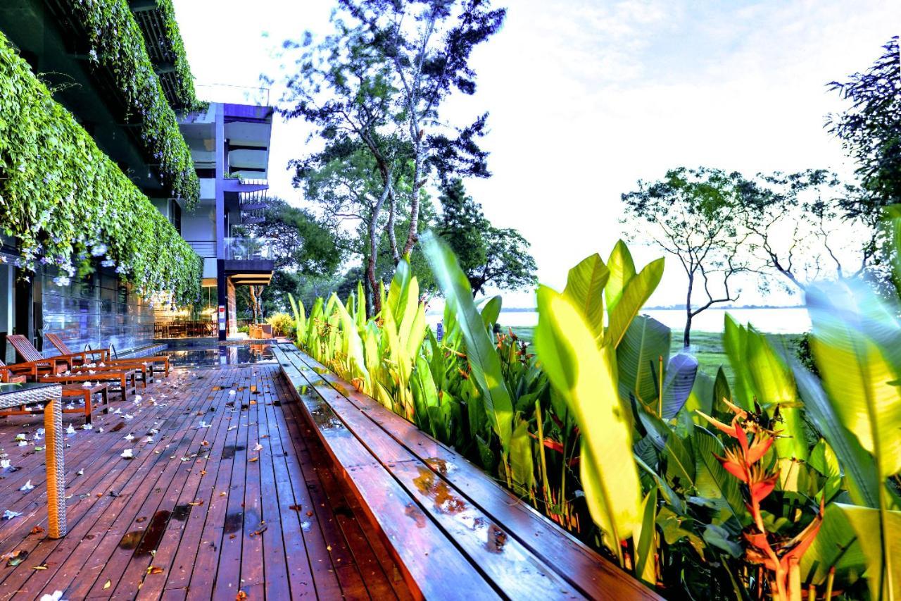 Hotel The Forest 3*