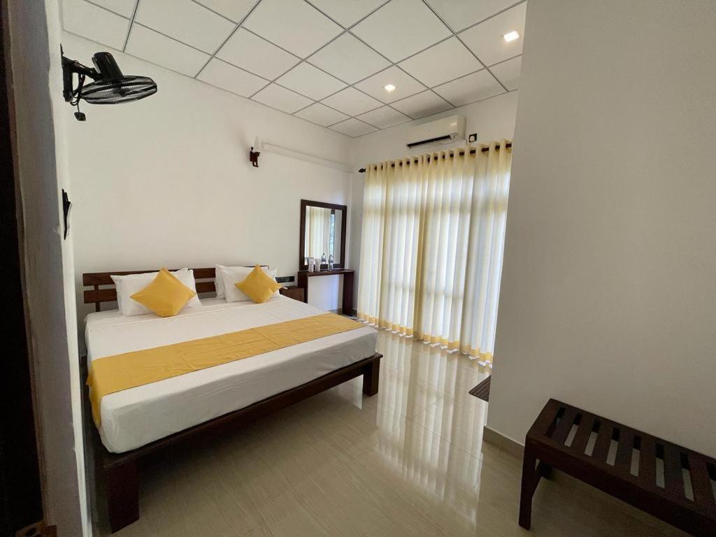 Theon Guest house Anuradhapura