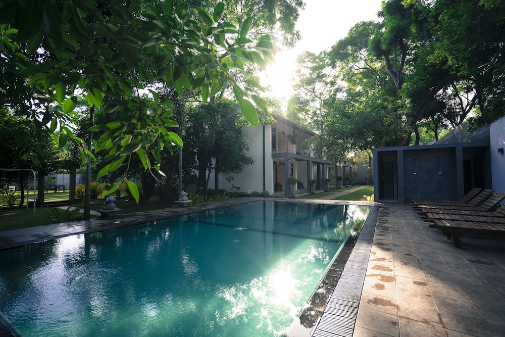 Alakamanda Hotel Anuradhapura