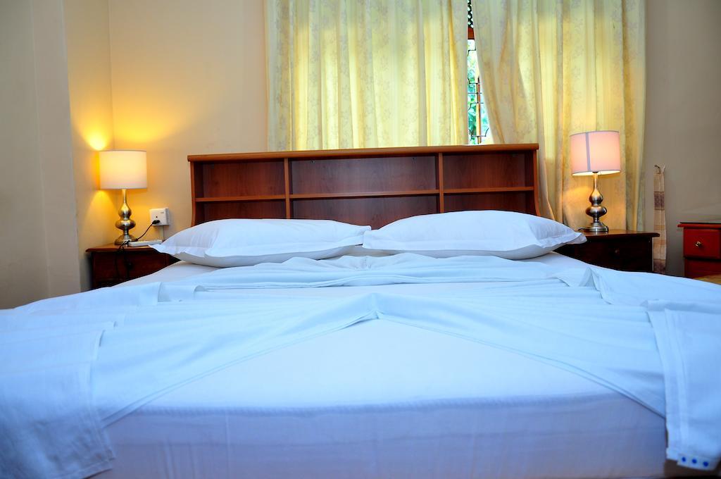French Garden Tourist Rest 2* Anuradhapura