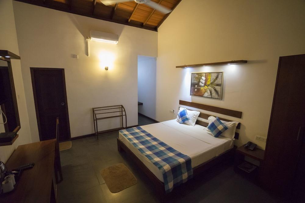 Alakamanda Hotel 3*