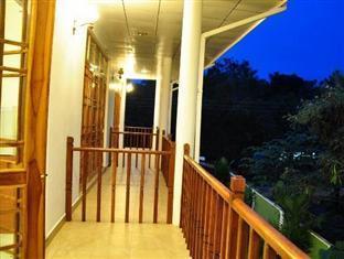 London Palace 3* Anuradhapura