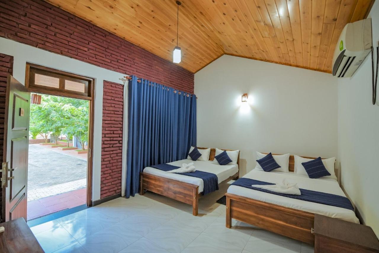 Yatinuwara Bungalow Guest house *