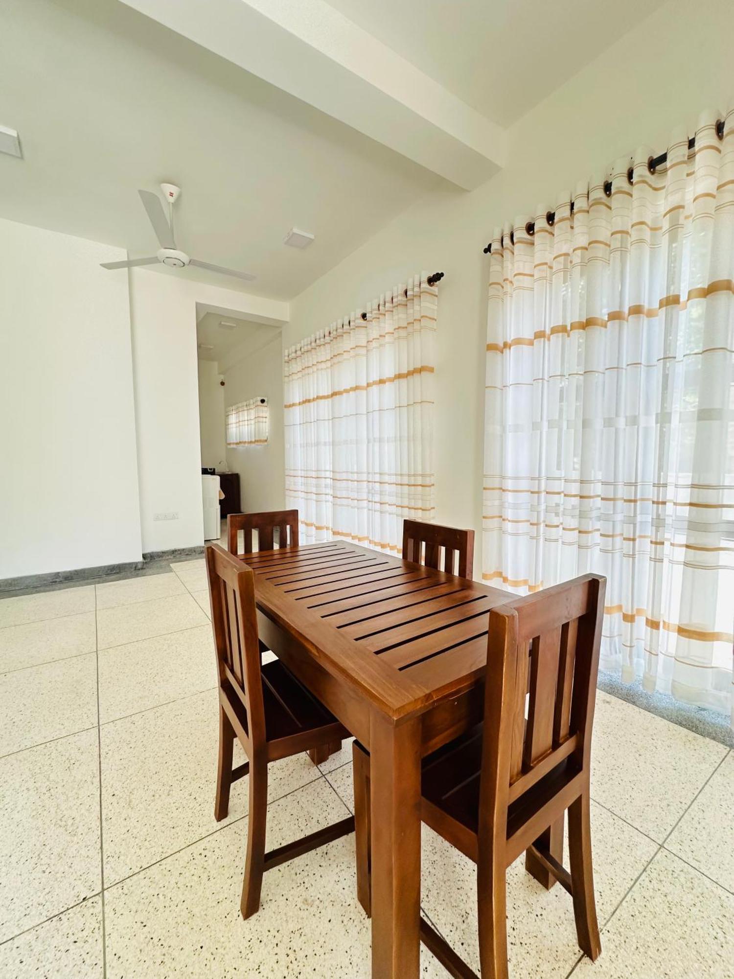 Malin Guest house *