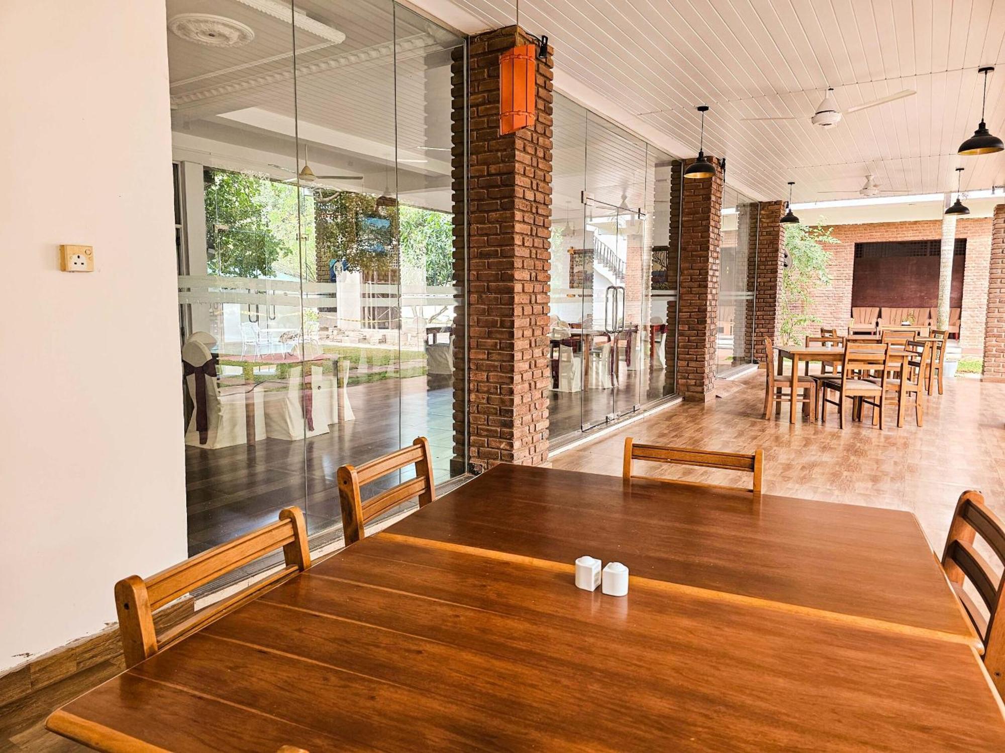 Gamodh Citadel Resort Anuradhapura
