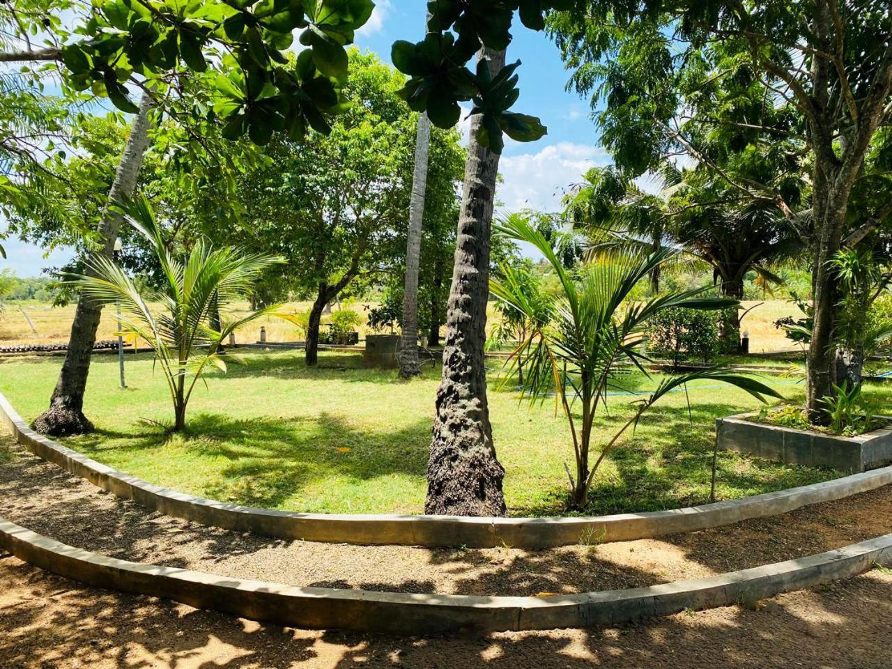 Hotel Athyantha Anuradhapura