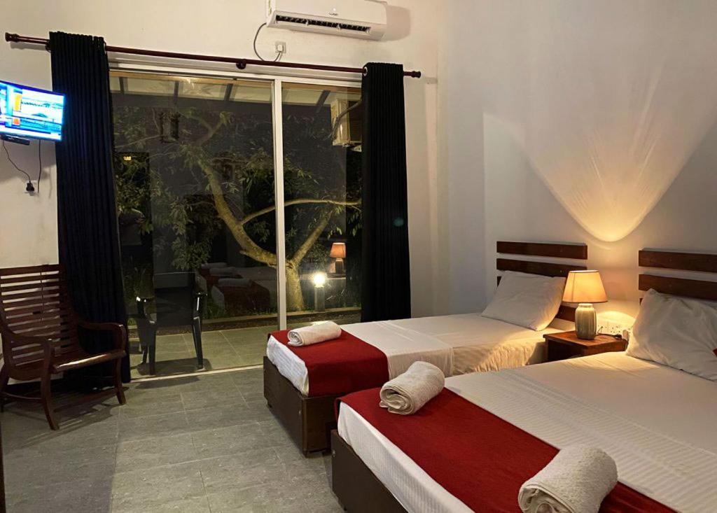 Hotel Athyantha *
