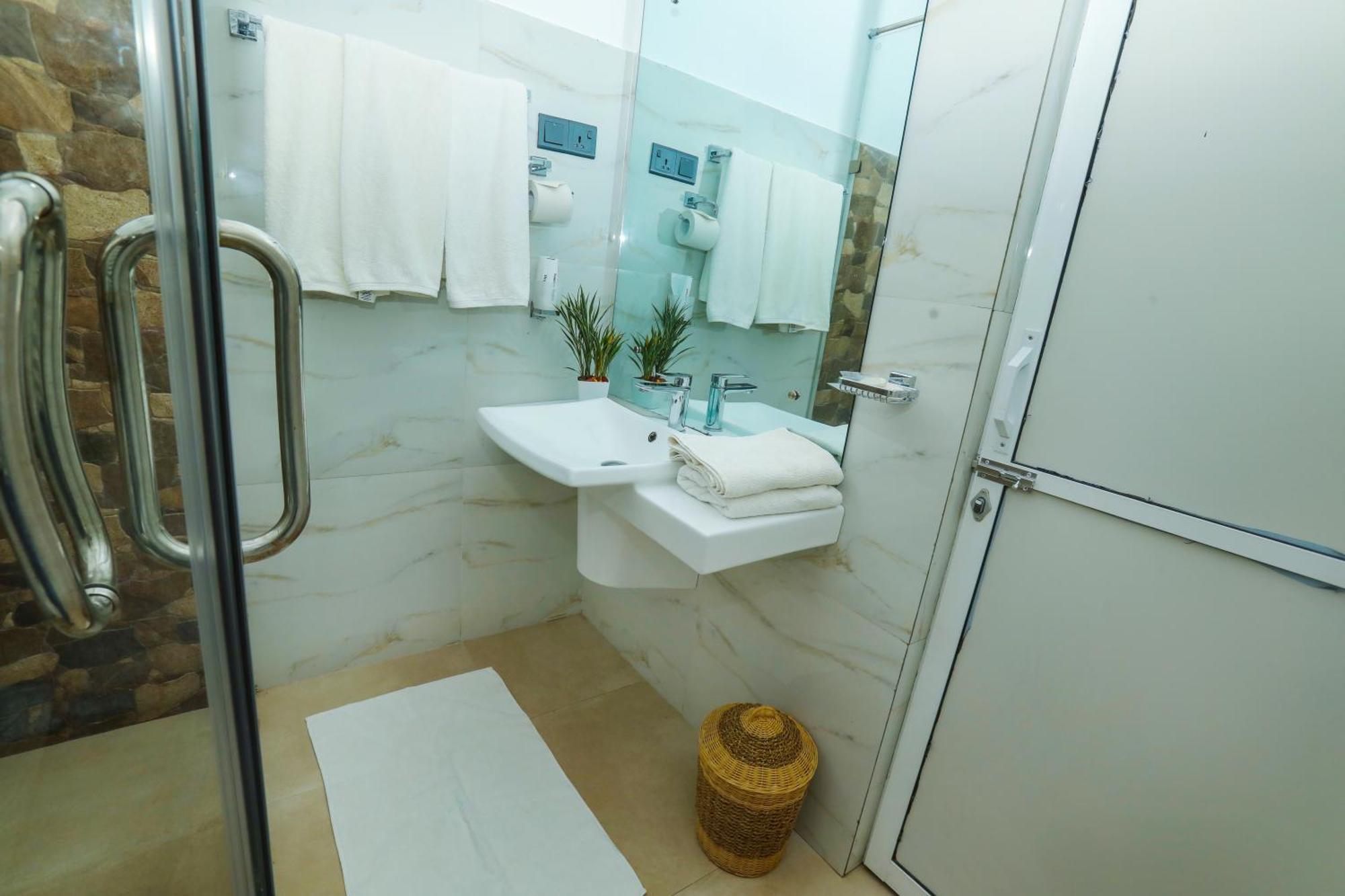 Hotel Waasala Eco Luxury Heaven 3*