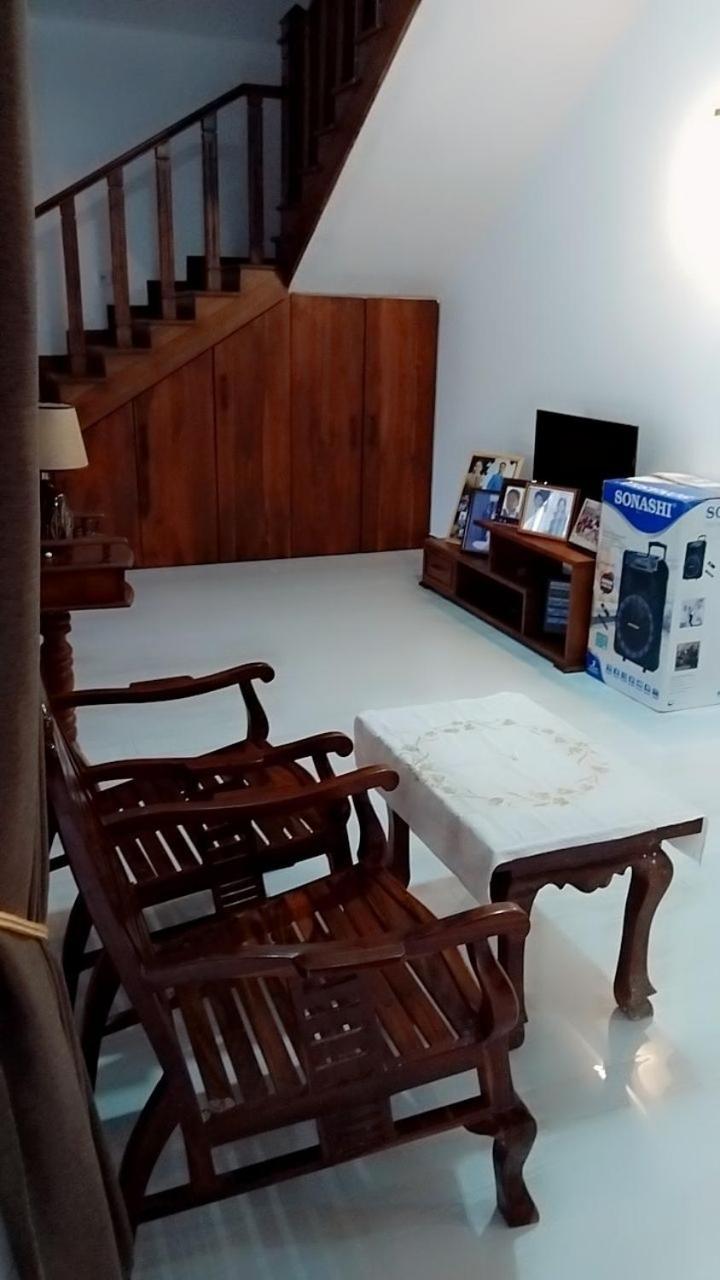 Holy Villa
