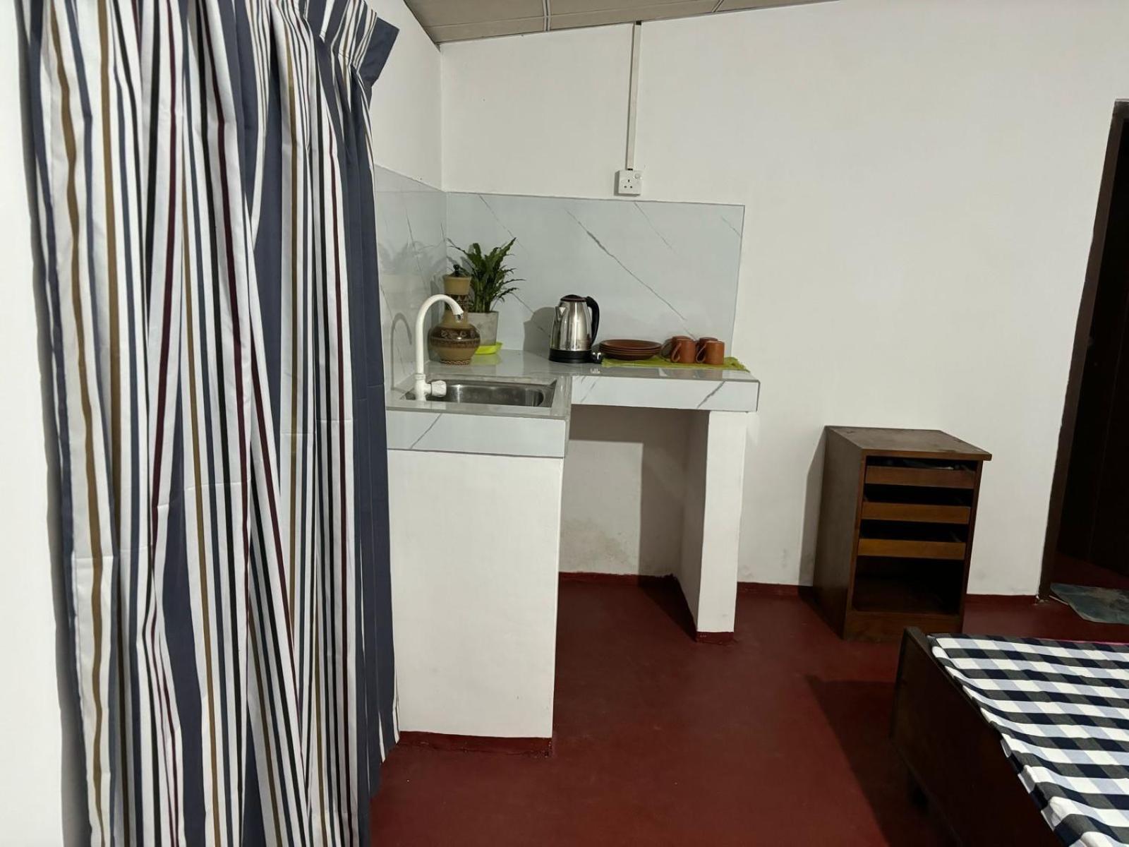 Hostel Gleeful Anuradhapura