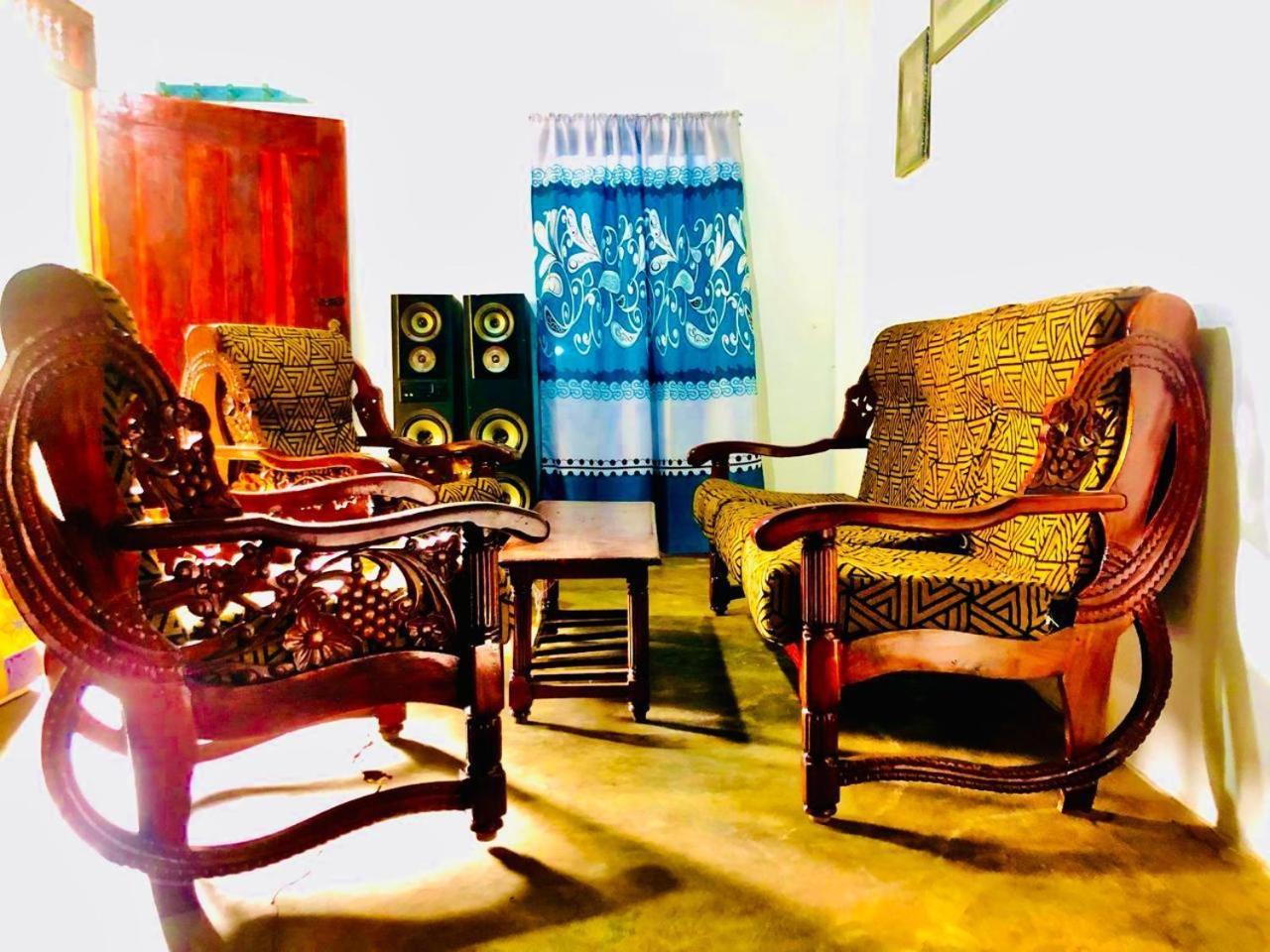 Chavo Gest House Anuradhapura