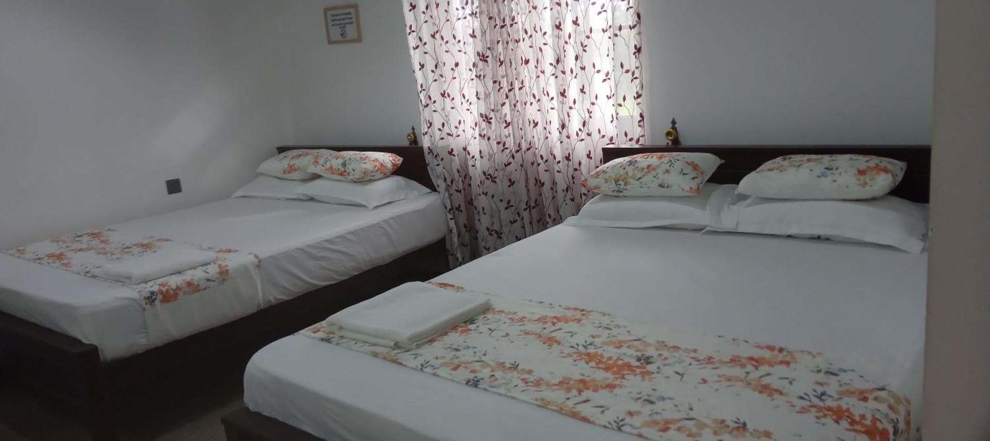 Bliss Lake, Bungalow, Thissawewa Holiday home