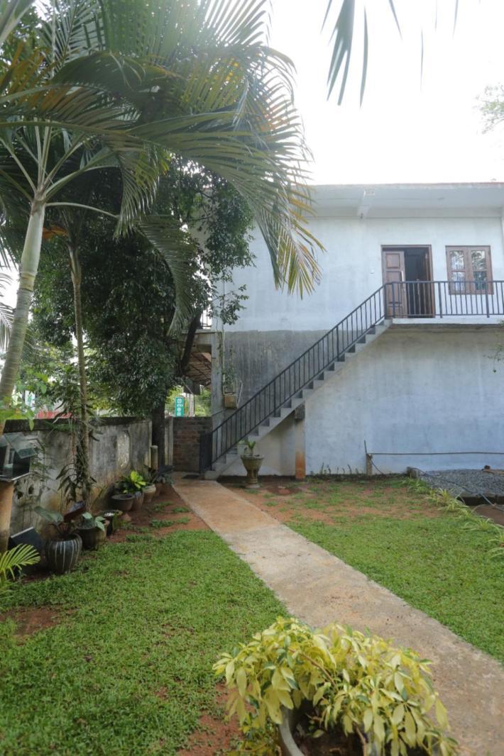 Hiru Apartment Anuradhapura