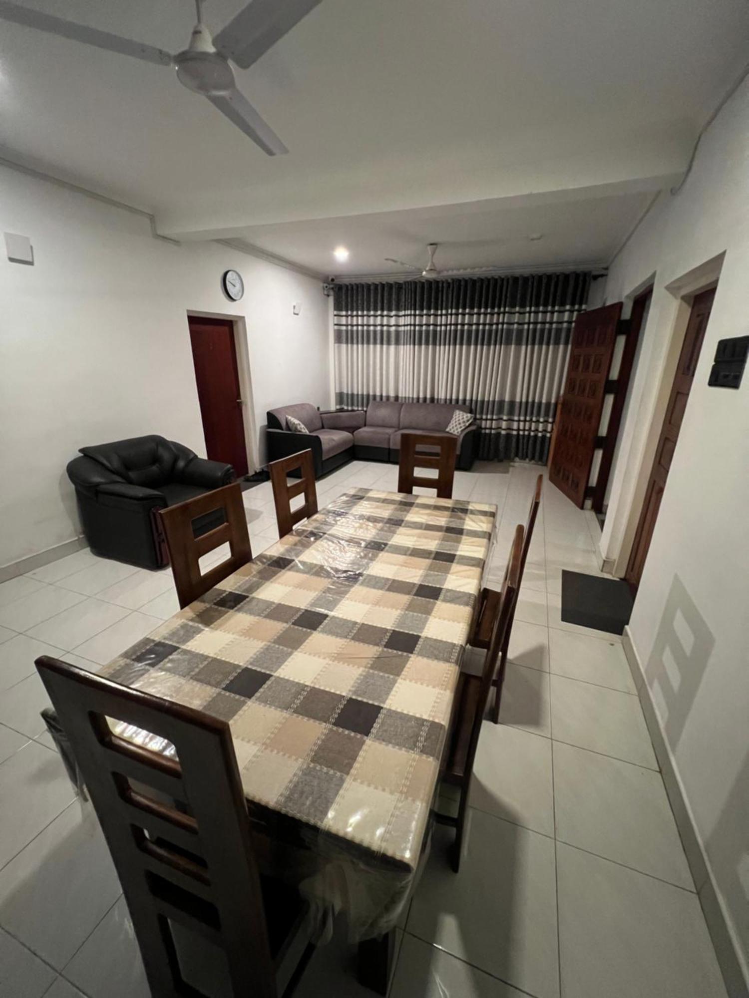 Guest house Delmond - *