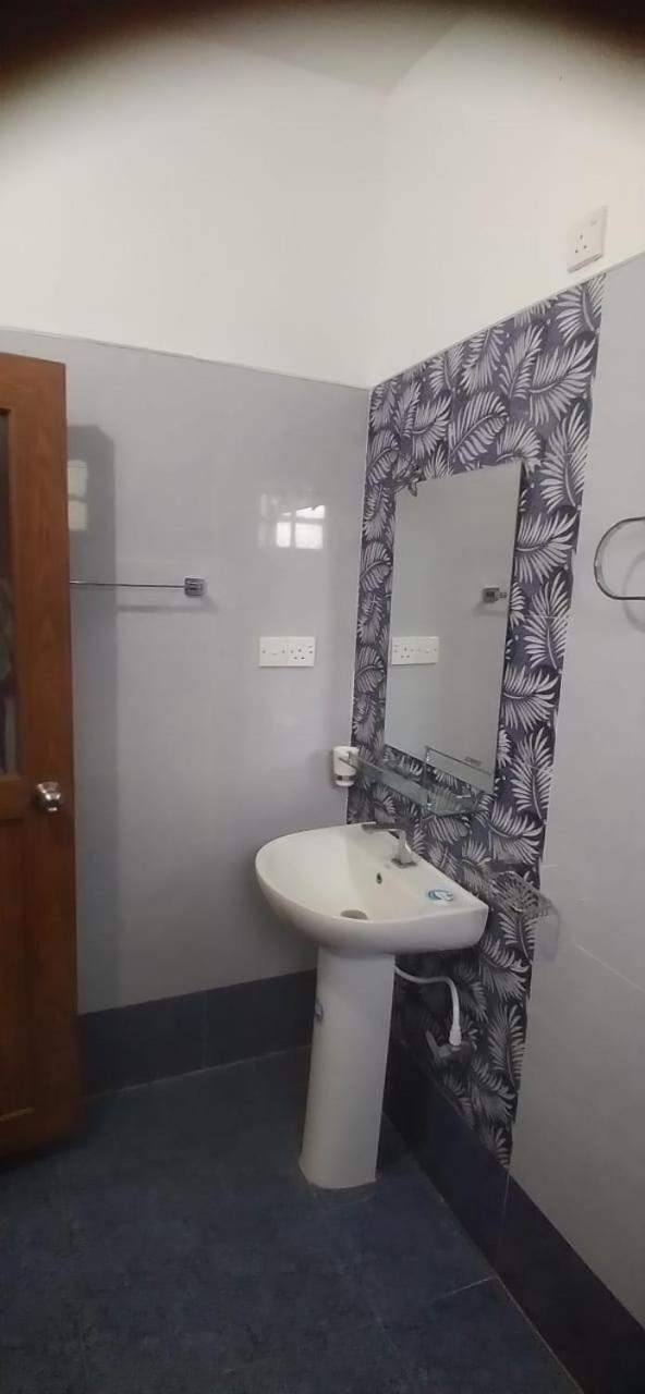 Silverline Guest house *