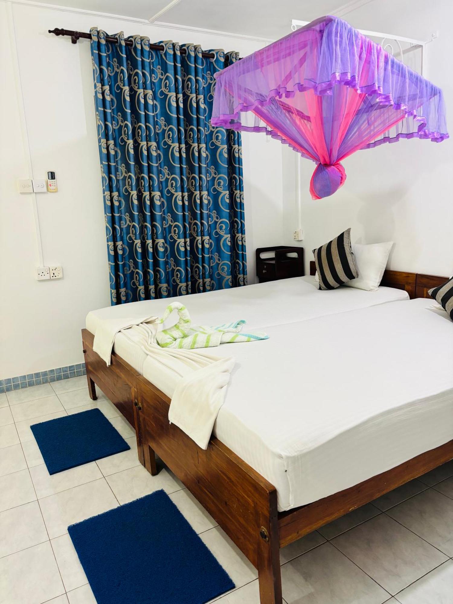 Levi's Tourist - Guest house