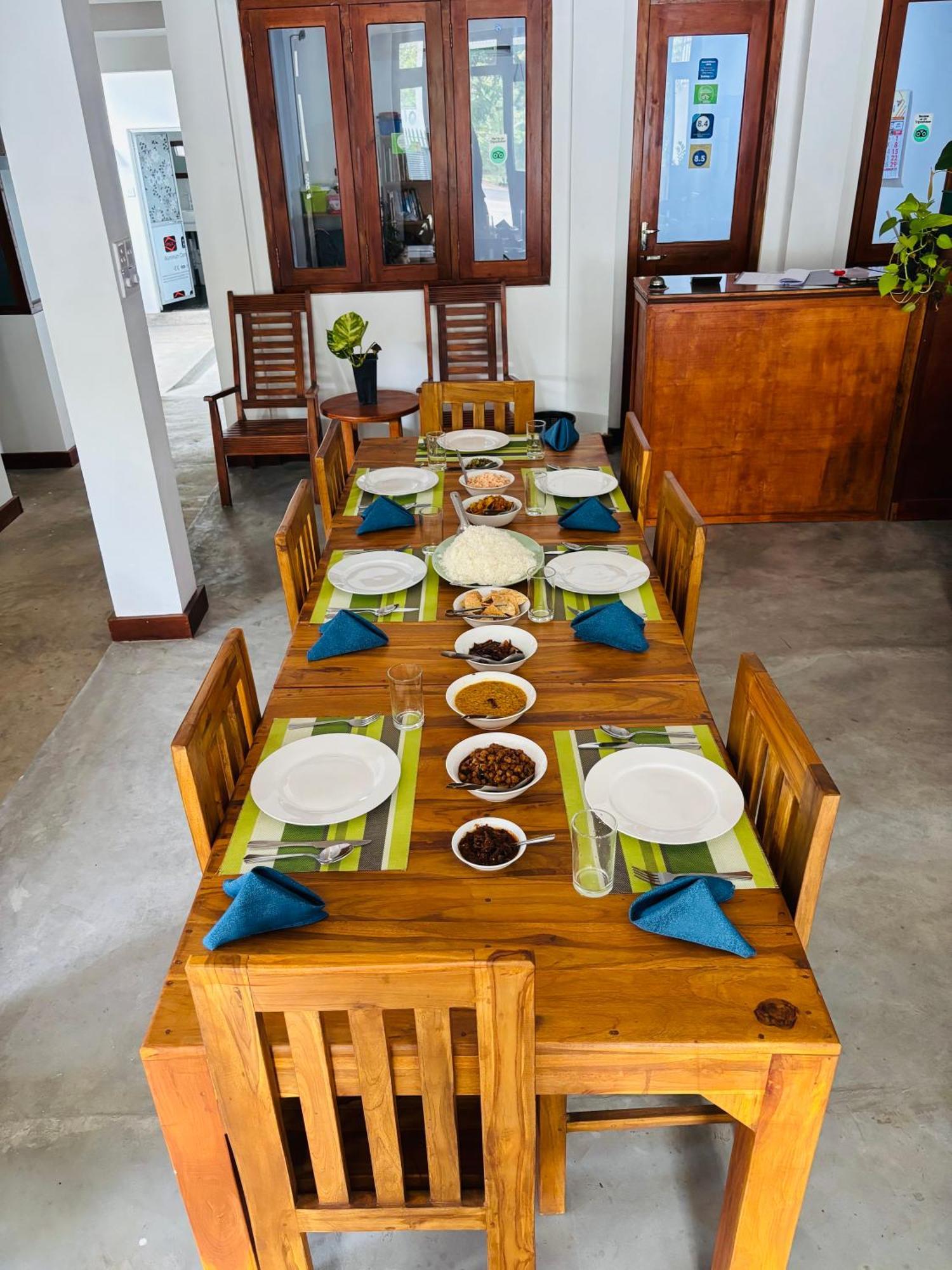Levi's Tourist - Guest house Anuradhapura
