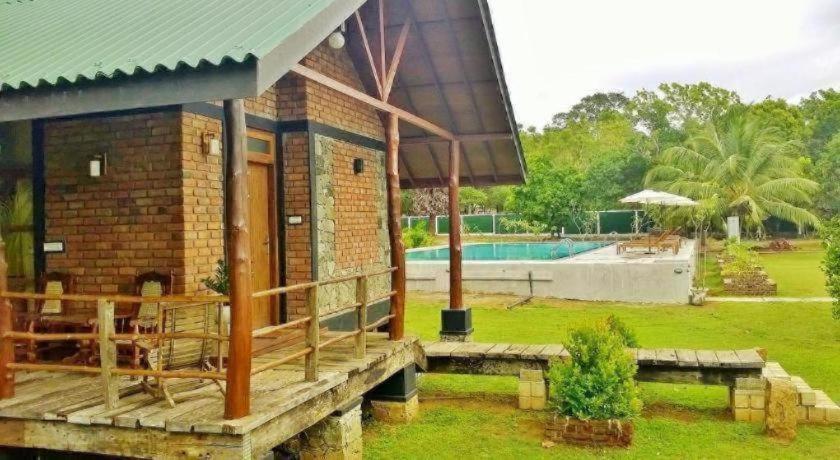Saji-sami Hotel Anuradhapura