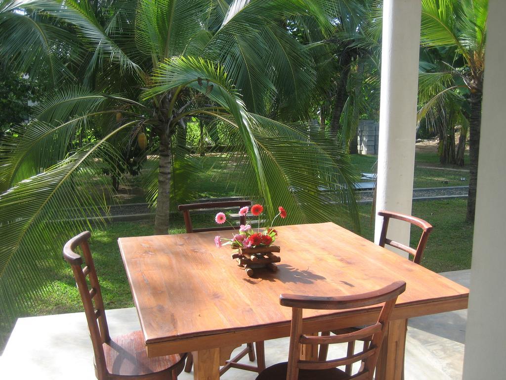 Bed & Breakfast Liyana 2*