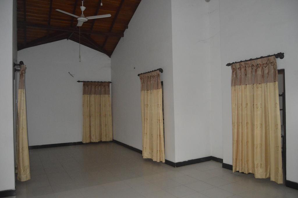 Kings Avenue Resort