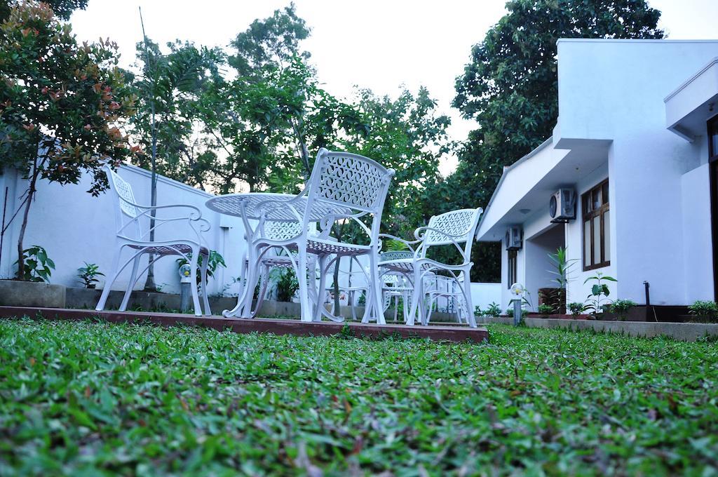 Guest house Melbourne Tourist Rest 3*