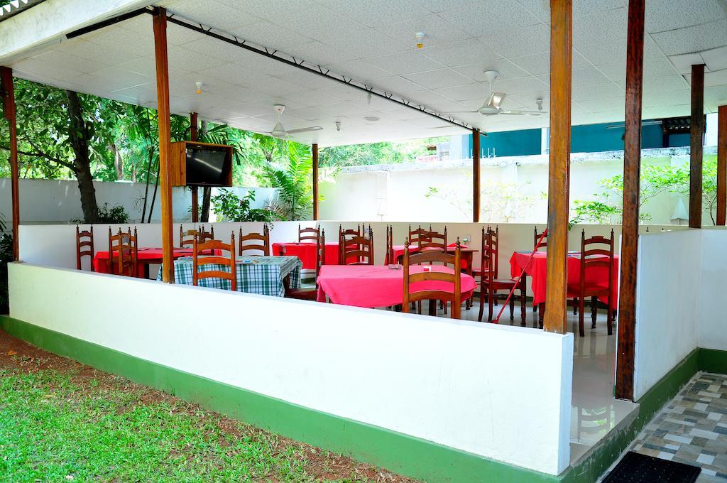 Guest house French Garden Tourist Rest Anuradhapura