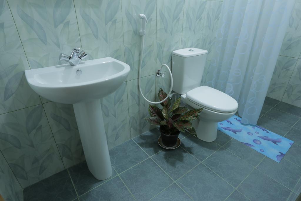 Amsterdam Tourist Rest Bed & Breakfast Anuradhapura