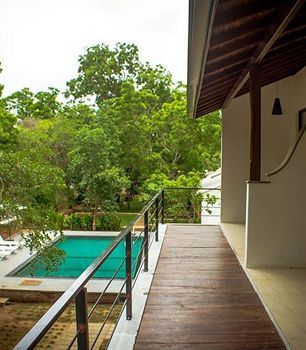 Alakamanda Anuradhapura