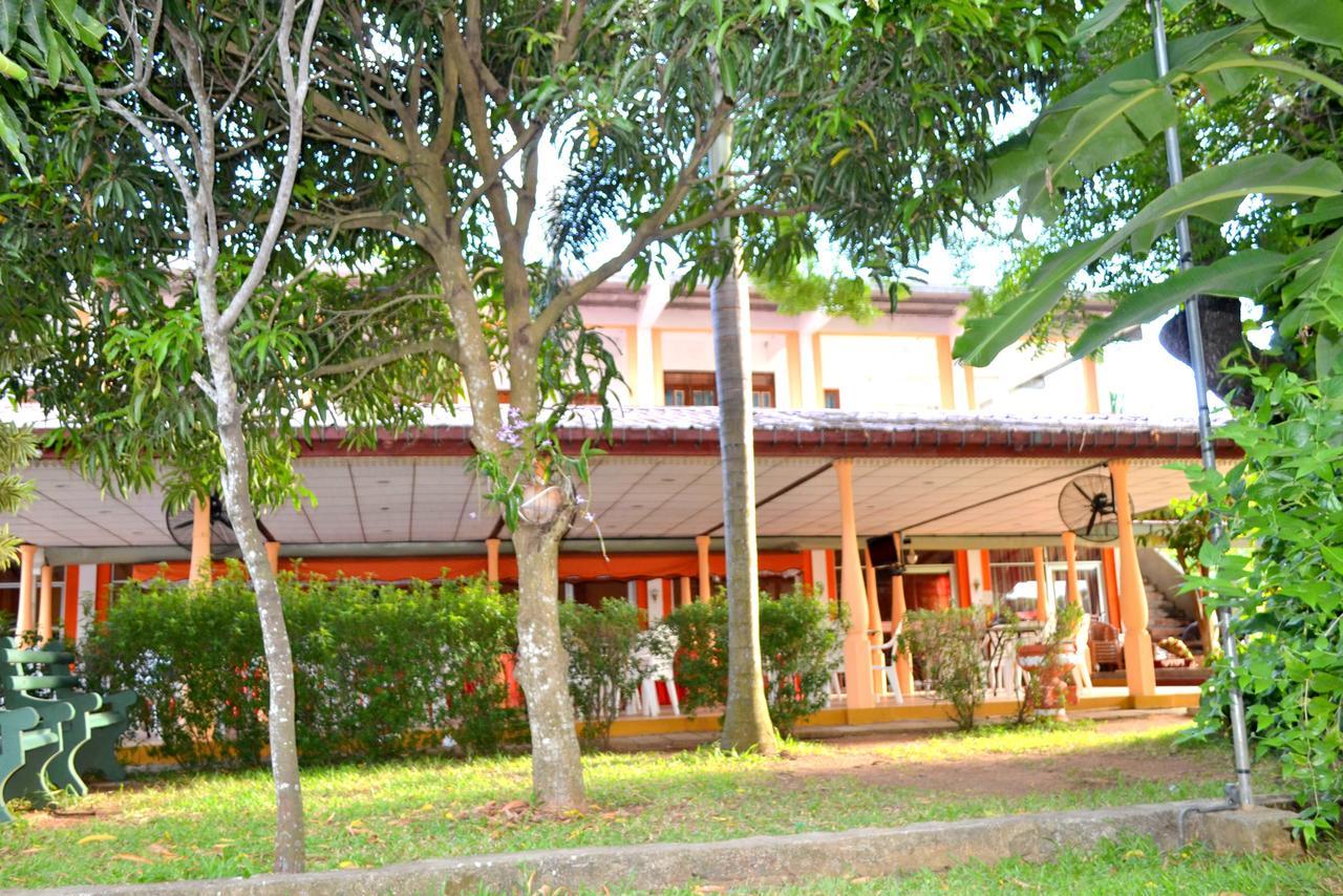 Dulmini Holiday 3*
