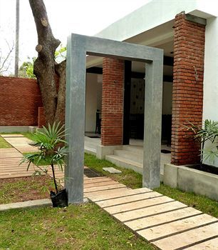 Hotel Alakamanda Anuradhapura