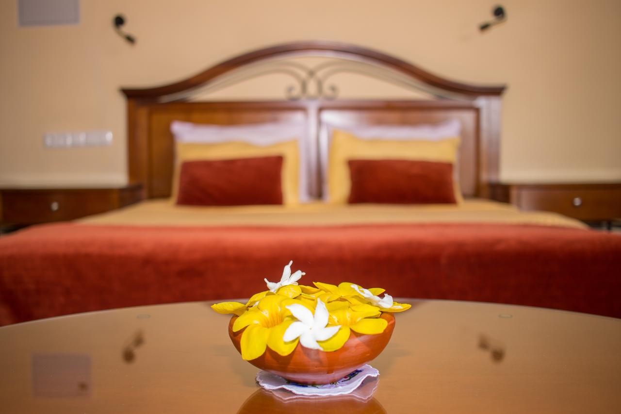 Hotel 4 U Saliya Garden 3*