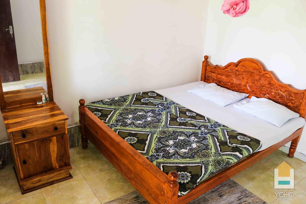 Coconut Park Bed & Breakfast