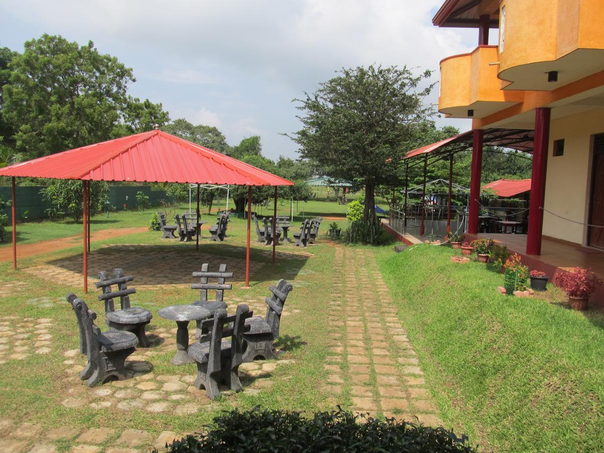 Platinum Hotel