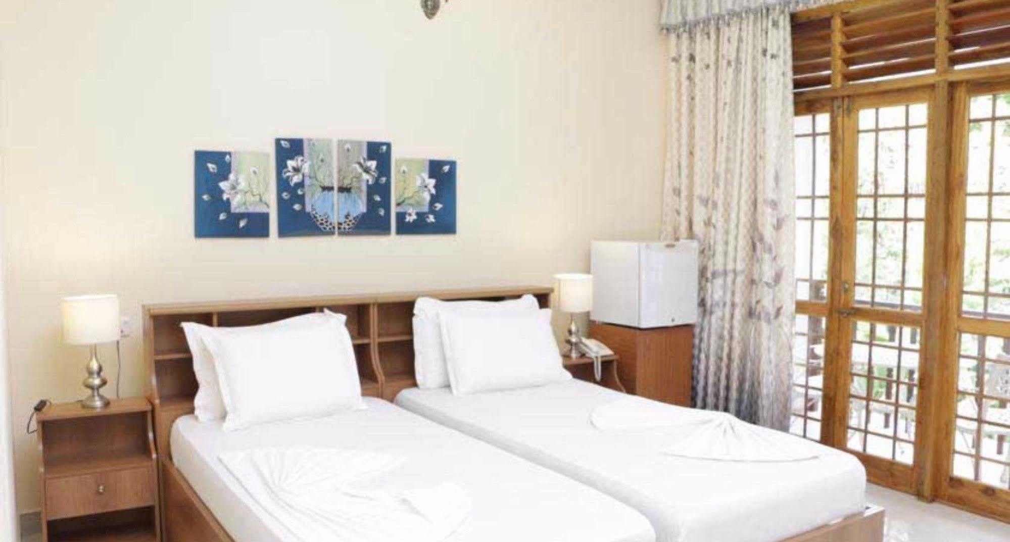 Hotel London Palace Anuradhapura