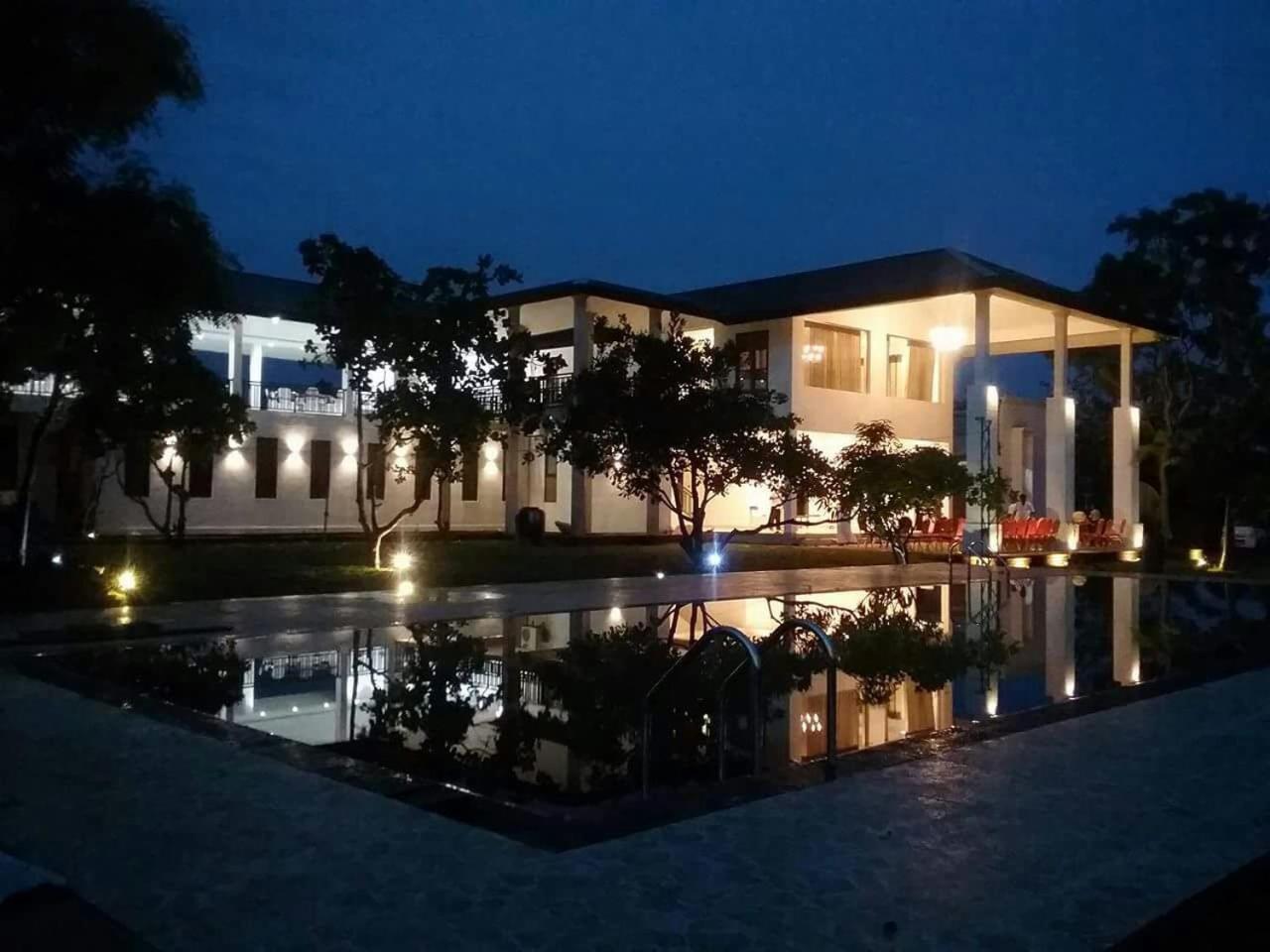 Four Points - Anuradhapura