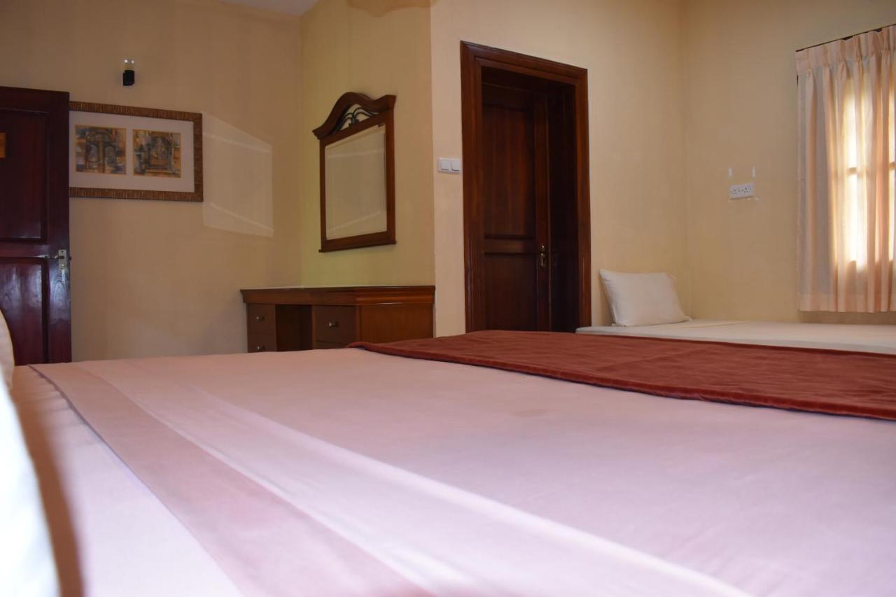 4 U Saliya Garden 3*