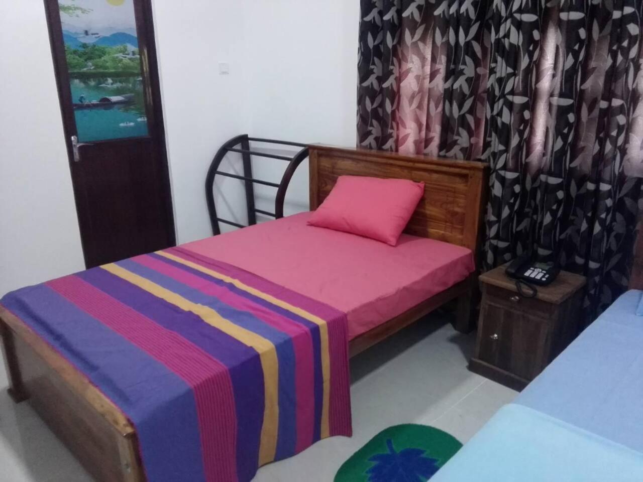 Hope Hotel 2*