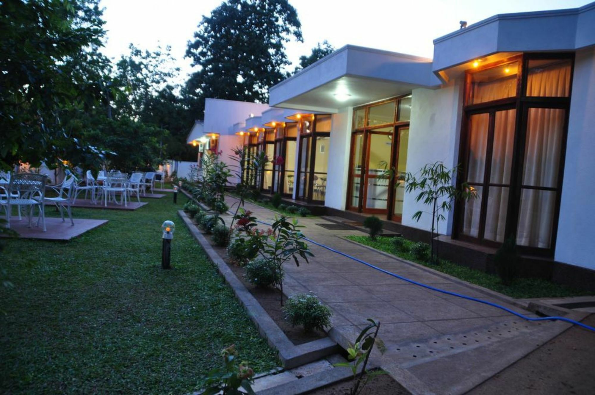 Melbourne Tourist Rest Anuradhapura