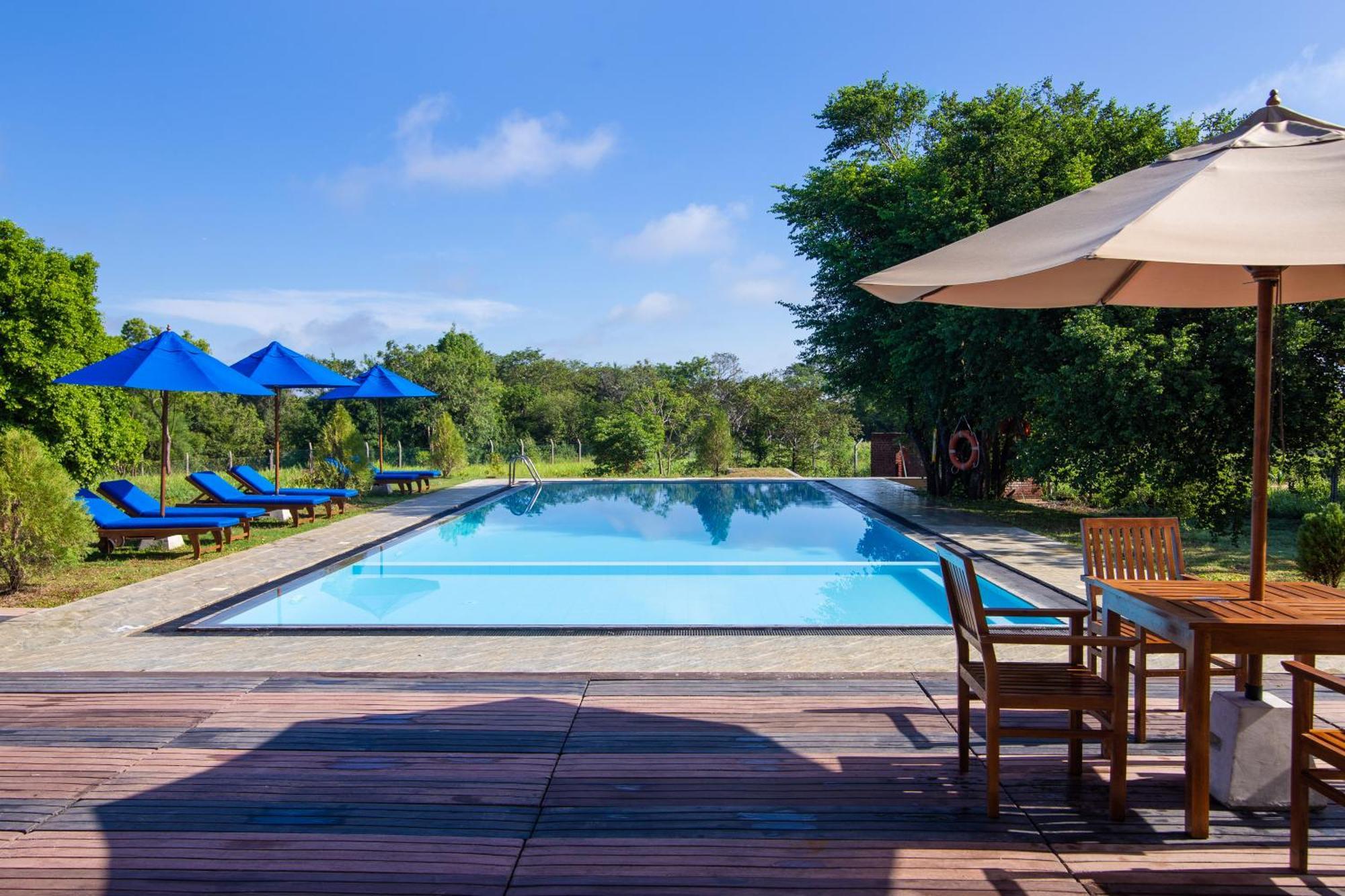 Hotel Subaseth Anuradhapura