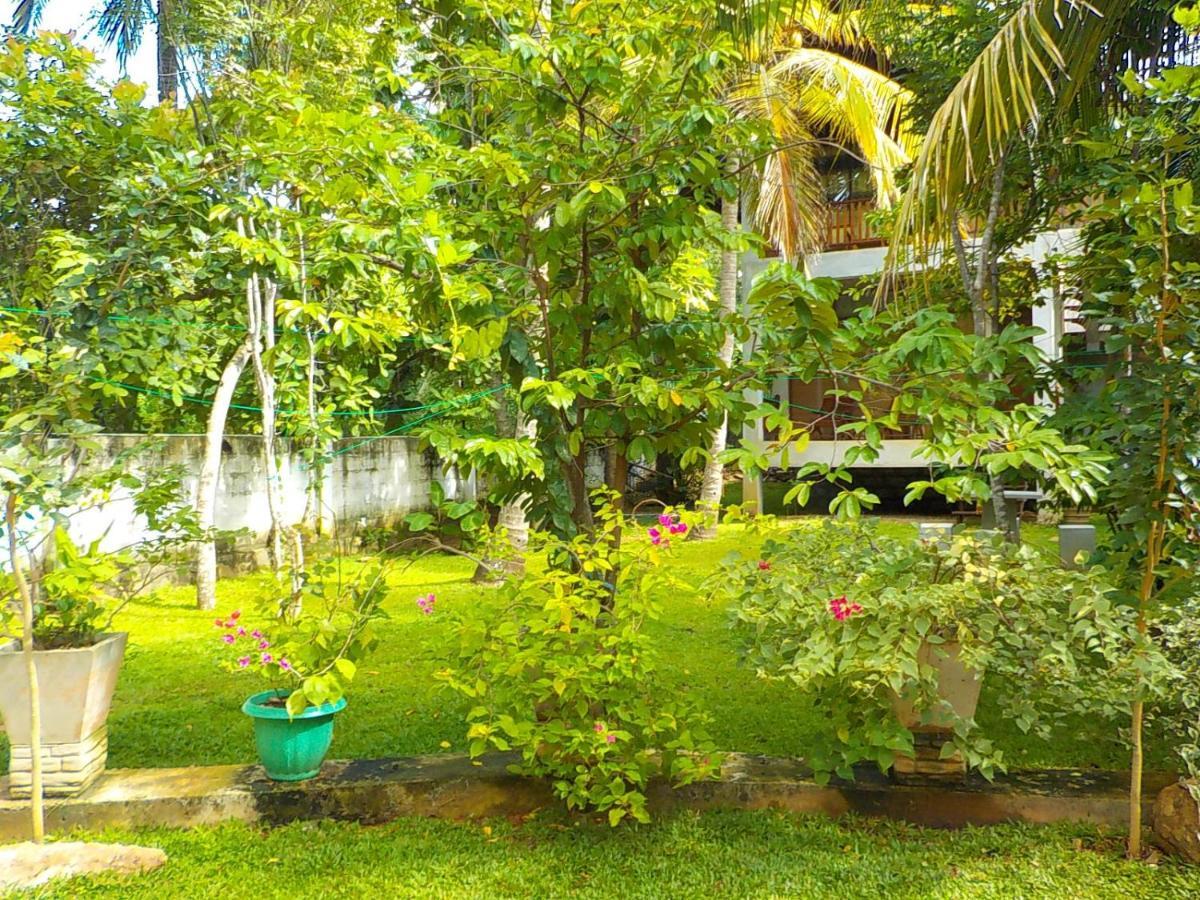 Bed & Breakfast Liyana Anuradhapura