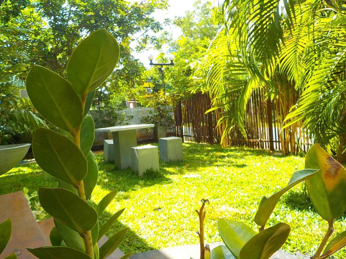 Bed & Breakfast Liyana 2*
